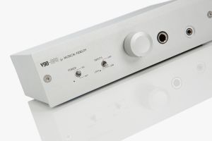 Musical Fidelity V90-HPA (V90 HPA) Wzmacniacz słuchawkowy